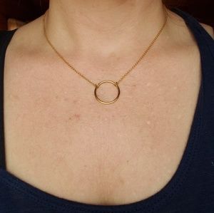 Gold circle necklace